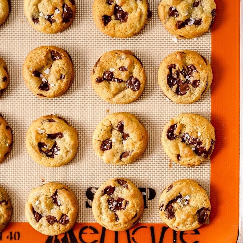 

PJ Endorphins Mini Chocolate Chip Cookies Renyah Chewy