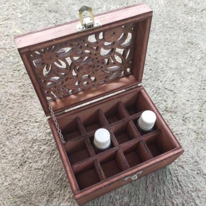 

Terlaris Rak Kotak Wooden Storage Box Essential Oil Wood Kayu 12 Slot @10-15 Ml