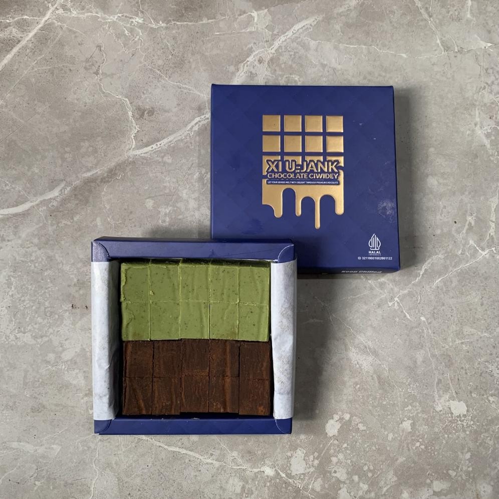 

XIUJANK NAMA MIX MATCHA MILK CHOCOLATE