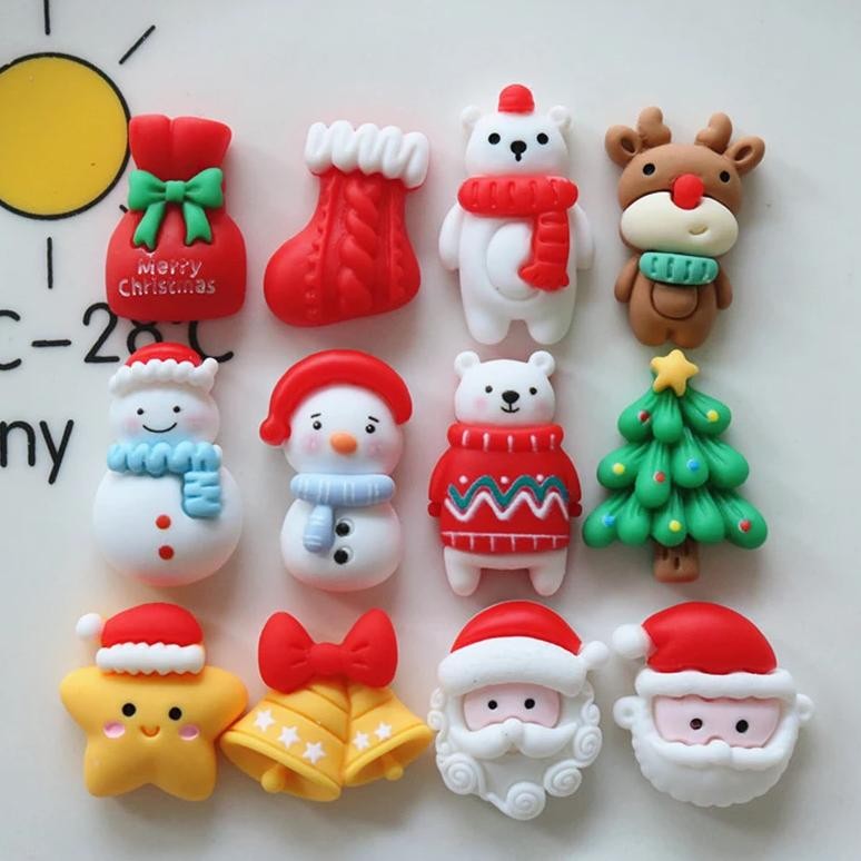 

10 Pcs New Mini Kawaii Christmas Series Resin Flat Back Cabochons Scrapbook Diy Party Hairpin Accessories Decorate Craft A53