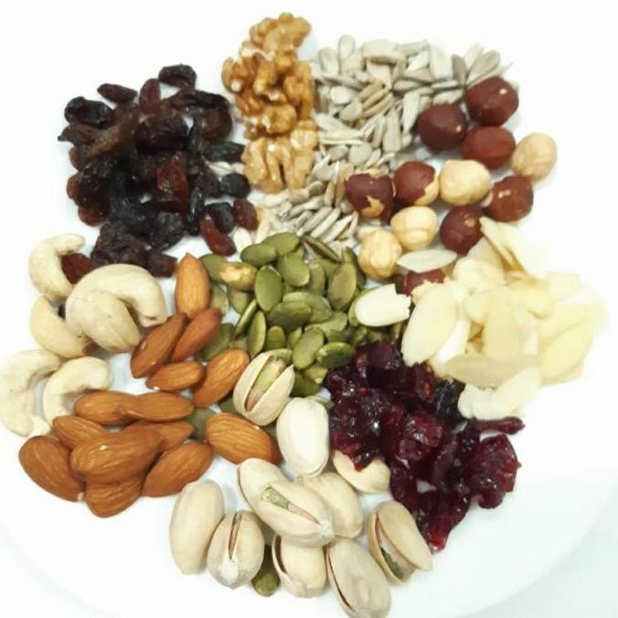 

Mix Nuts Roasted 500Gram Isi 10 Macam