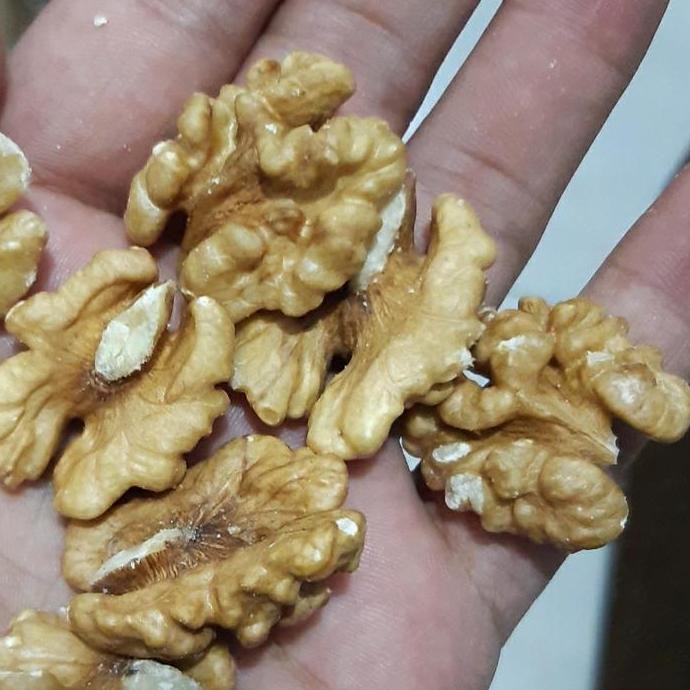 

Kacang Walnut Super 1Kg