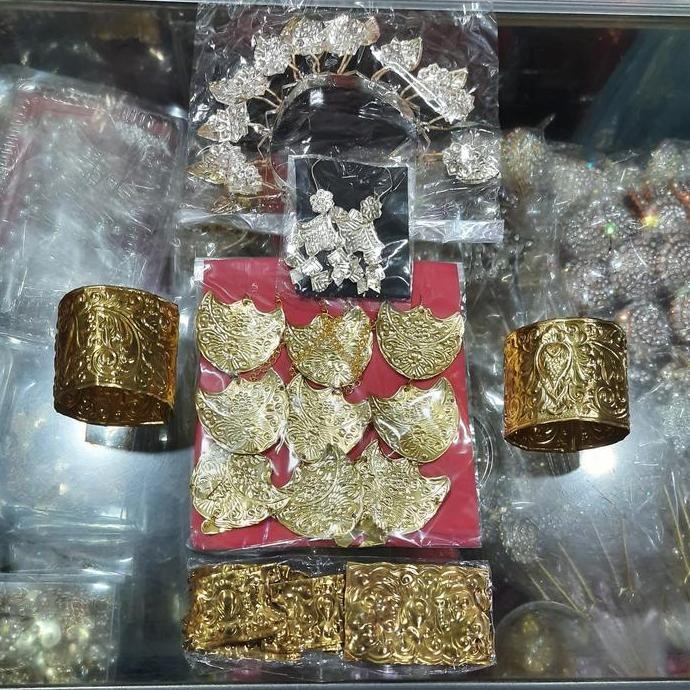 Perhiasan Baju Adat Bugis, Set Perhiasan Baju Makasar