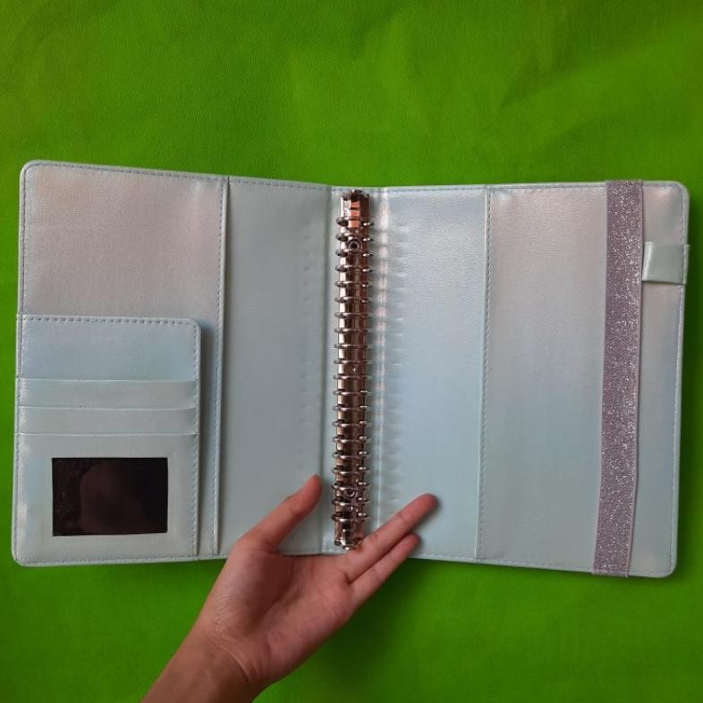 

Binder Hologram Pastel Premium Strap A5 20ring B5 26ring