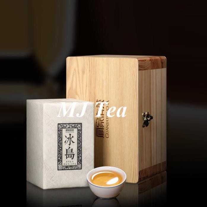 

Yunnan Puer Raw Brick Tea Iceland Ancient Tree - 1000 Gr Maison Auratea