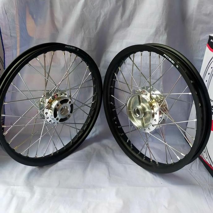 sepaket velg set rossi 140 x 17 tromol set jari2 jupiter z vega fizr