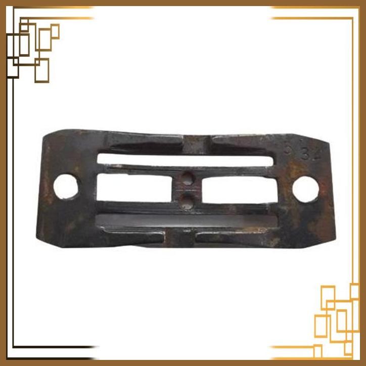 [NWP] MV02J5101 NEEDLE PLATE MESIN JAHIT TINGGI 2 JARUM MITSUBISHI PB 820