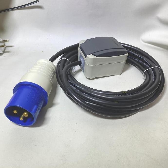 

Terlaris Kabel Perpanjangan Genset / Charger Mobil Listrik 6000Watt / 3X2,5 Sni