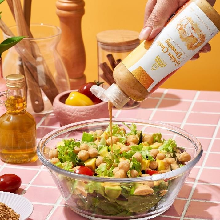 

Apron Kitchen Golden Oasis Salad Dressing Saus Salad Ala Timur Tengah 250Ml