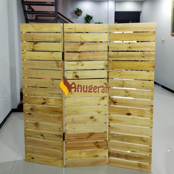 Partisi Penyekat Pagar Pembatas Kayu Ruangan Sketsel Jati Belanda