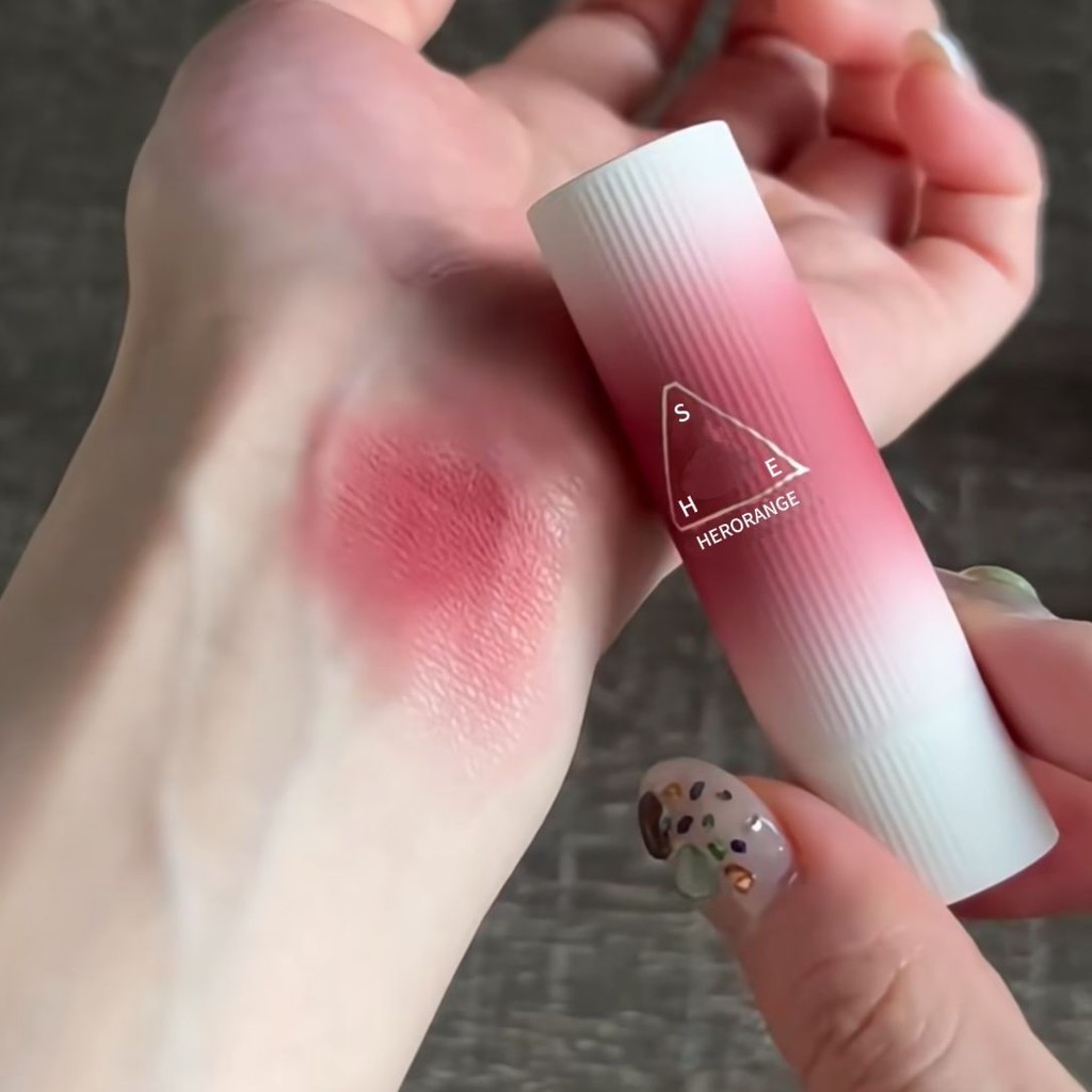 New Lip Glaze Lipstick Lip Balm Velvet Matte Lip Glaze Brightening Lip Mud