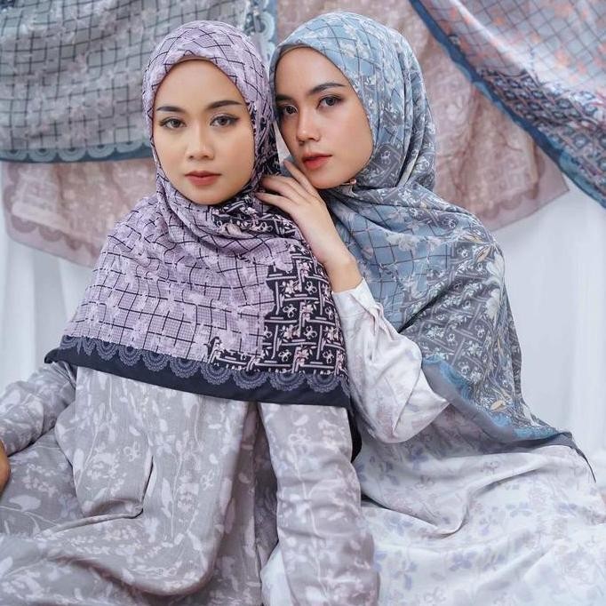 Restu Anggraini - Satarupa Scarf Printing Bunga Voal Ultrafine