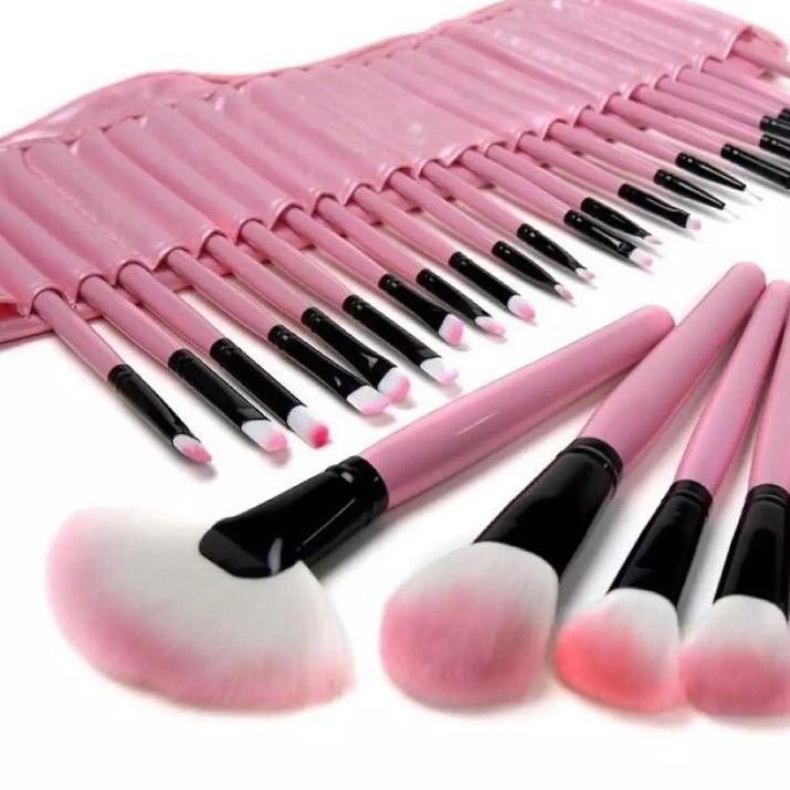 

baru make up brush set 24 pcs gagang kayu lembut & profesional