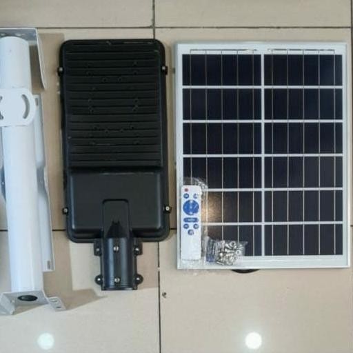 Lampu jalan 400w solar panel lampu PJU 400 watt solar cell remote