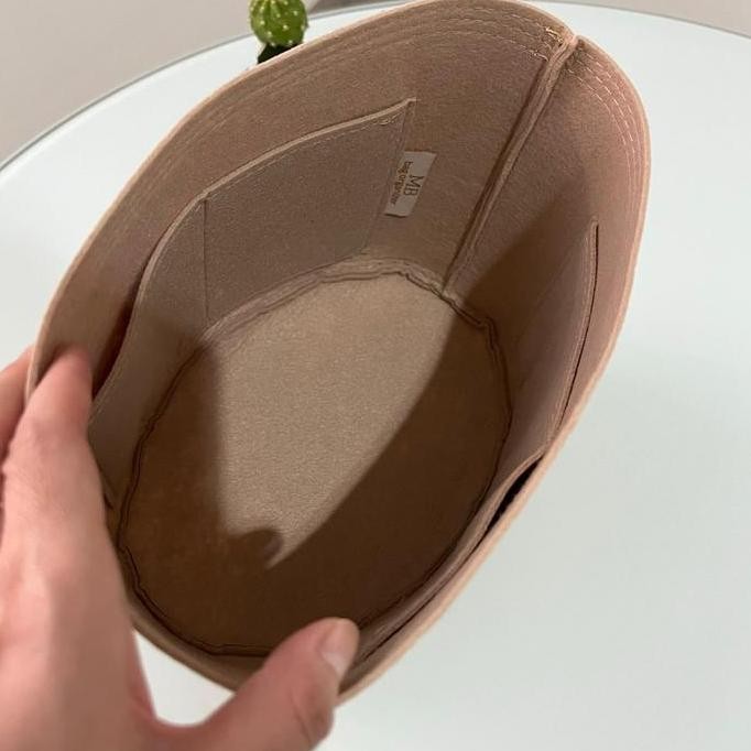 

Sale 22.5 X 16Cm (Bentuk Dasar Oval) Co