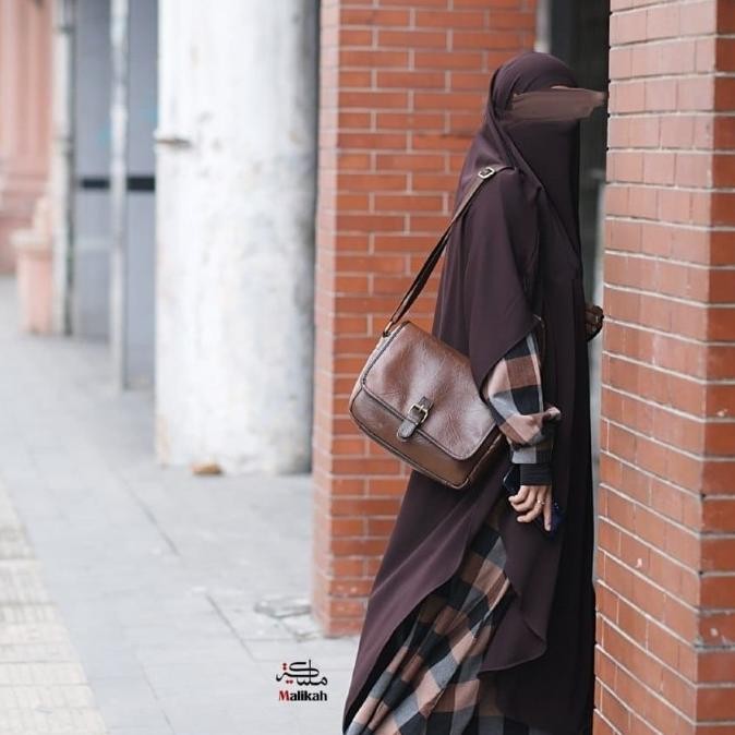 Amber Gamis Abaya - Abaya Malikah #Ayranashwa #Malikah Best Quality