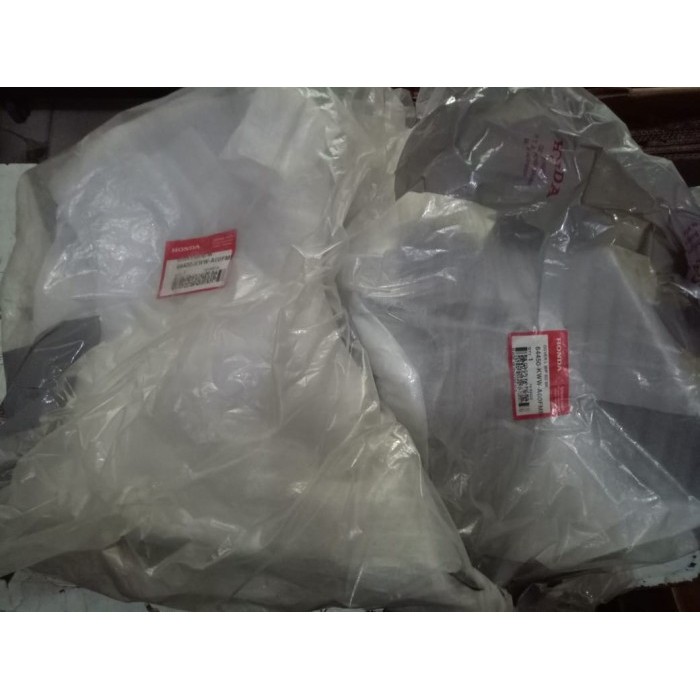 64400-Kww-A00Fmb 64450-Kww-A00Fmb Sayap Bawah Revo 110 Absolute Hitam Barang Langka