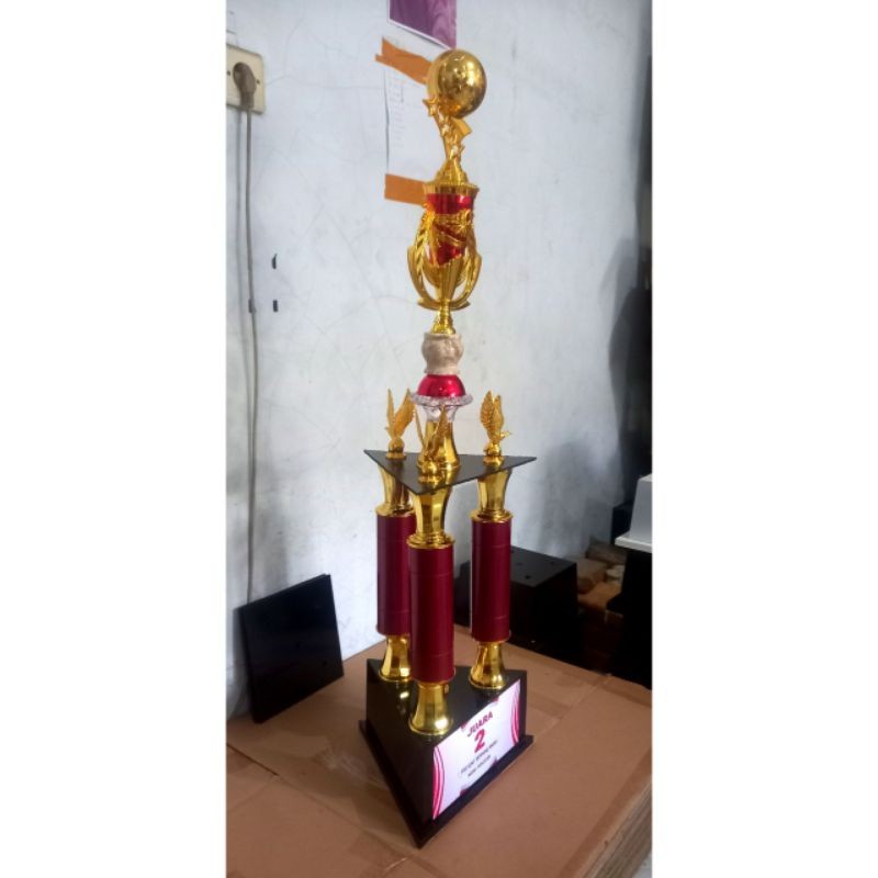 trophy piala kaki 3 tabung lotus 1 meter