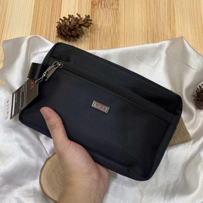 

TERLARIS TAS T*** HANDBAG PRIA NILON ZIPPER HANDLE MEN POUCH PREMIUM AAA QUALITY MURAH!!! MURAH