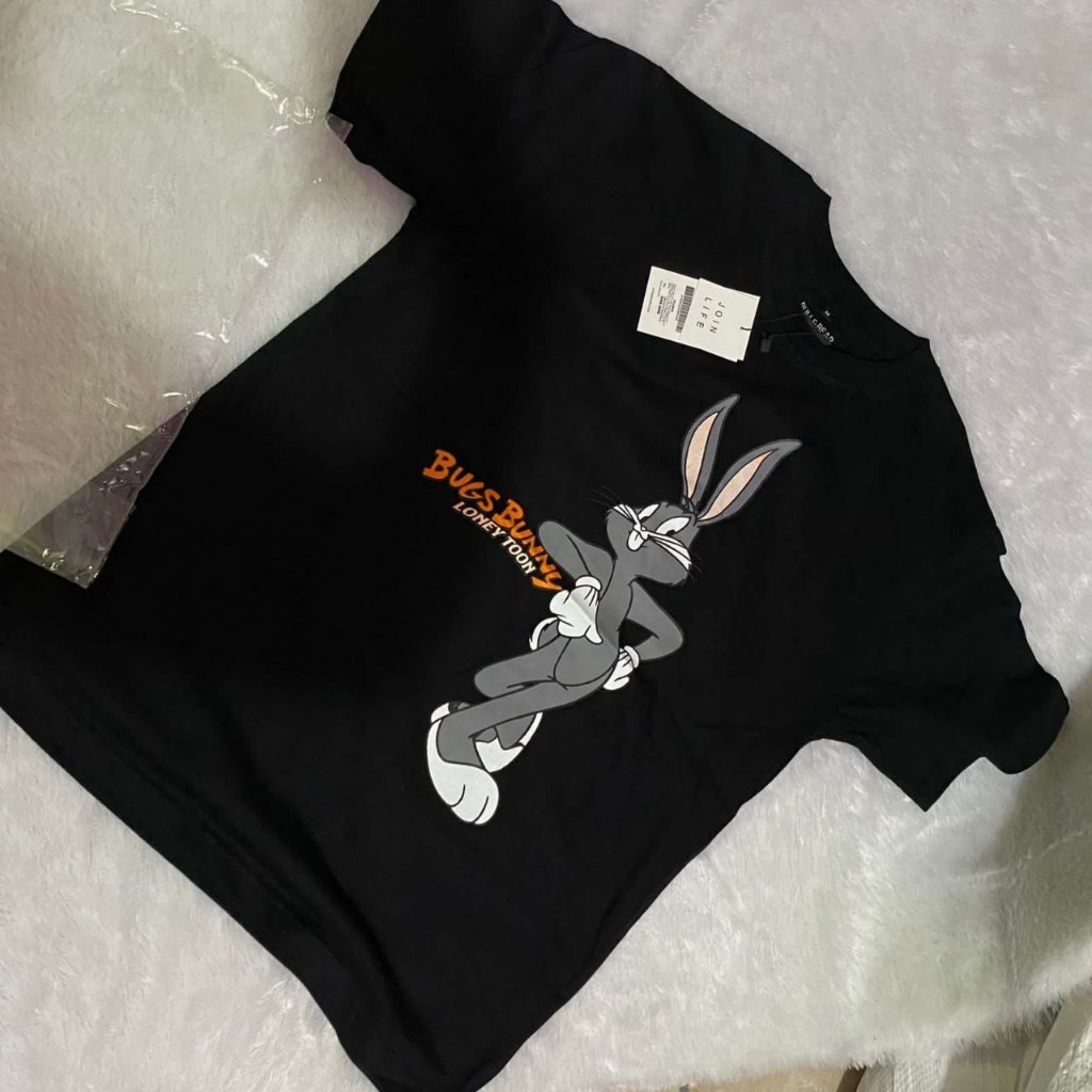 Bershka X Looney Tunes T-shirt Unisex / Kaos Bershka X Looney Tunes