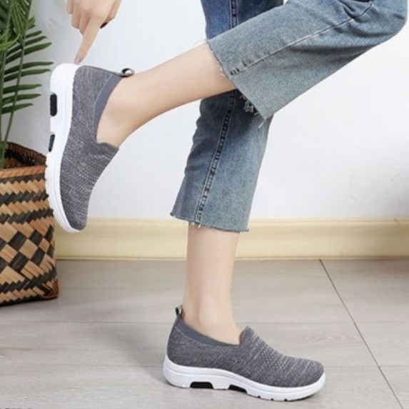 Sepatu Skechers Slip On Wanita Tanpa Tali Fashion Korea Import