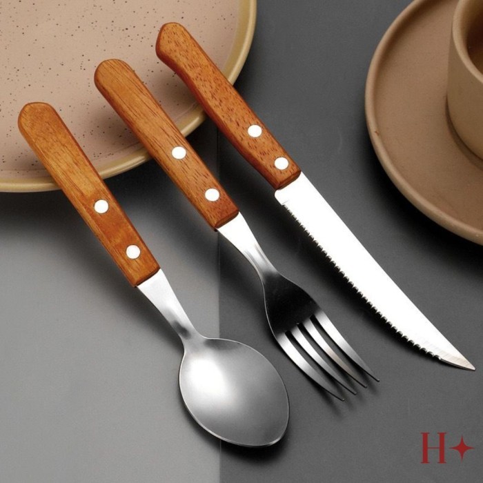 H Suteki Sendok Pisau Garpu Stainless Steel Gagang Kayu Set Sendok Garpu Pisau Steak Premium
