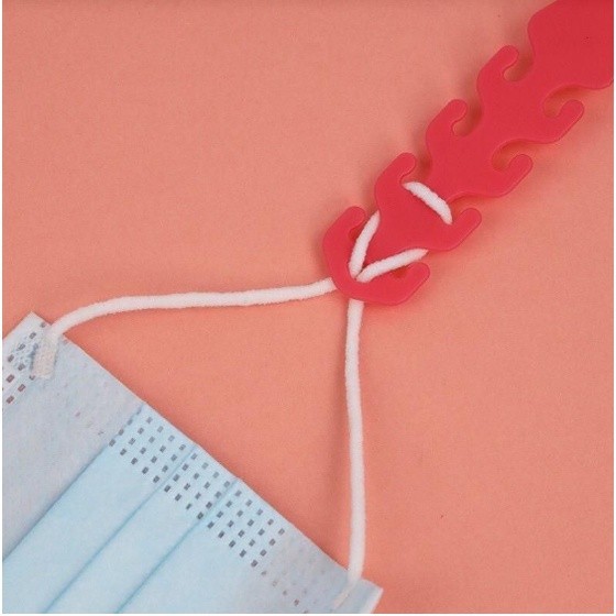 Pengati Masker Hijab Plastik Pengait Hook Masker 3 Ply, KN95, KF94