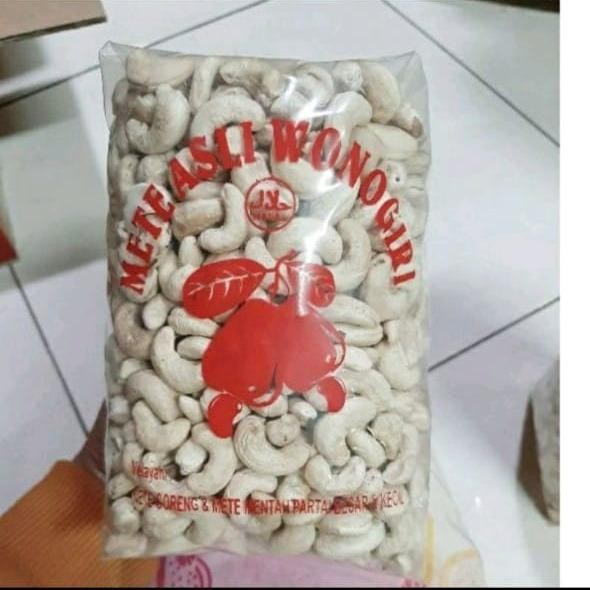 

terbaru !!! kacang mete mentah kering ready