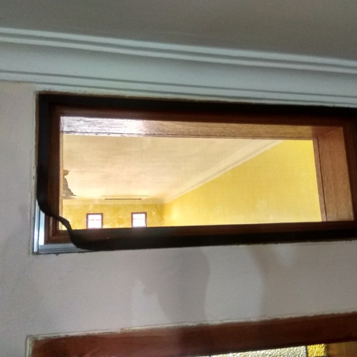 Kasa Nyamuk Hitam Frame Hitam