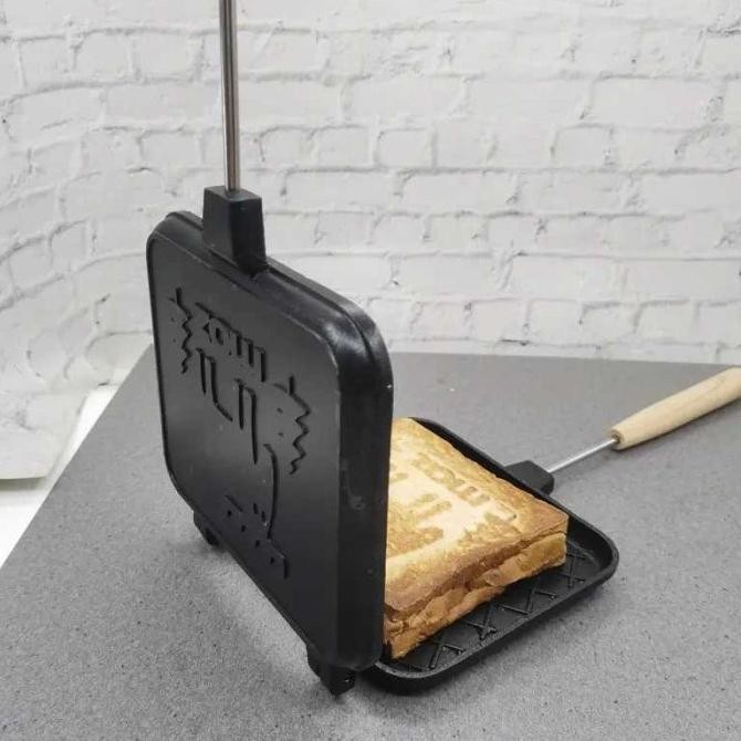 Produk Baru Cetakan Sandwich Maker Waffle Non-Stick Pan Double-Sided Engraving / Alat Panggang Roti 