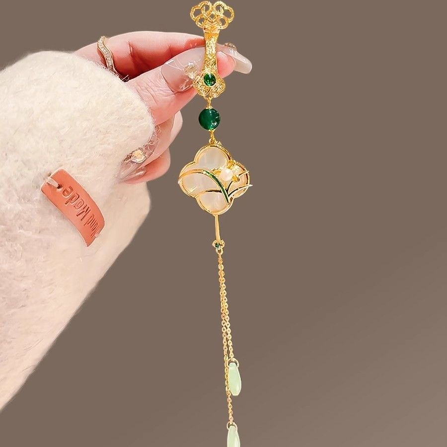 Ancient Style Brooch Chinese Style Orchid Brooch Pin Tassel Retro Pendant