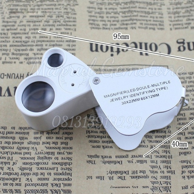 

2IN1 LOUPE/ALAT PEMBESAR 30X22MM DAN 60X12MM LED
