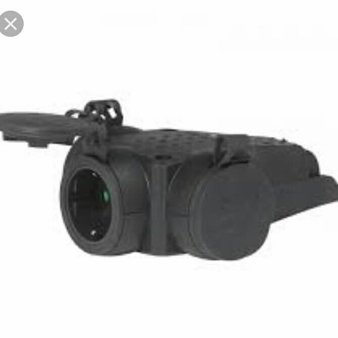 Legrand 051366 Socket Karet Cabang 3