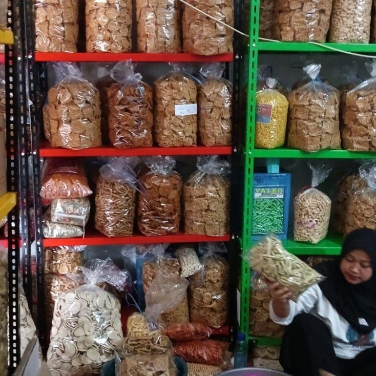 

Of14 cemilan tempe goreng pedas bandung 1kg Viral