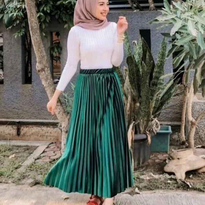 Rok Plisket Beludru Import - Rok Beludru Wanita Import Stylish Ladyykooh99