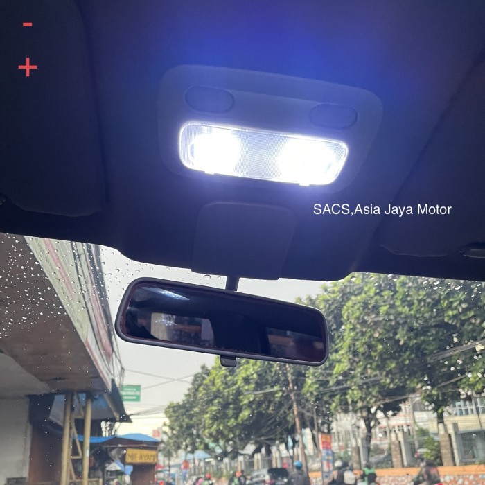 Lampu LED plafon depan interior khusus buat nissan xtrail T30 merk AJ