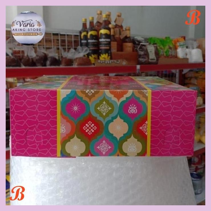 

| VRB | DUS LEBARAN 20 X 20 IDUL FITRI TINGGI 6 BOX CAKE KUE KOTAK