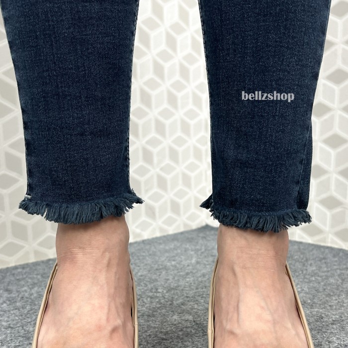 Terbaru Celana Jeans Highwaist Wanita 7 9 Stretch Washed Rawis Jumbo Diora Promo