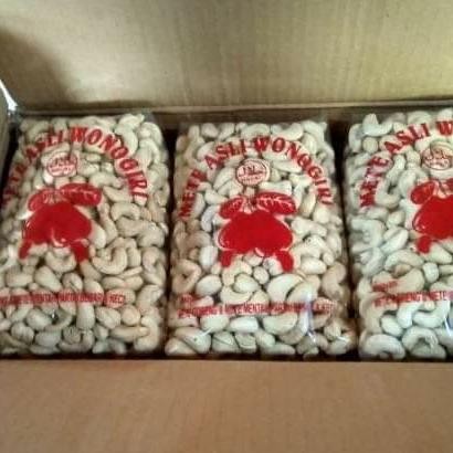 

BARANG TERLARIS KACANG METE MENTAH KEMASAN 1KG