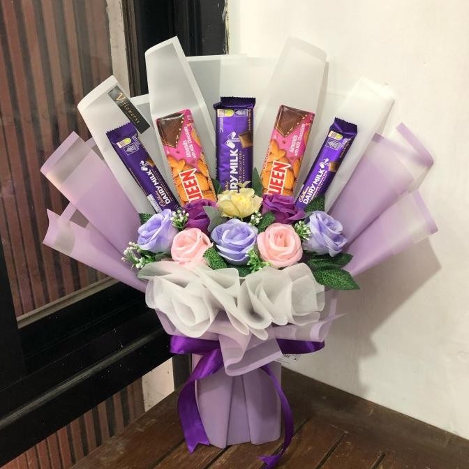 

Murah Buket Coklat Silverqueen Cadbury / Buket Coklat Bandung