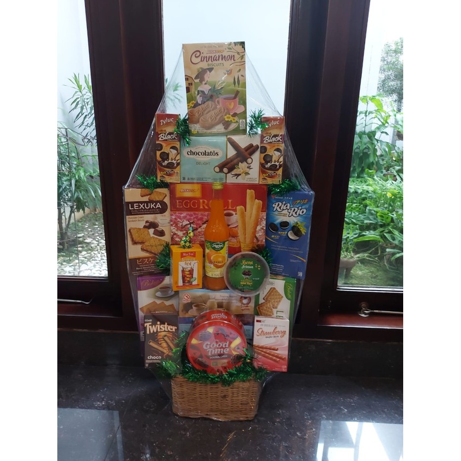 

PROMO !!! SALE TERLARIS PARCEL LEBARAN MAKANAN RINGAN 2024 (11) HAMPERS MURAH MERIAH READY