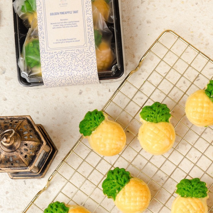 

PROMO !!! SALE TERLARIS 4PCS JUMBO PINEAPPLE SHAPED NASTAR READY