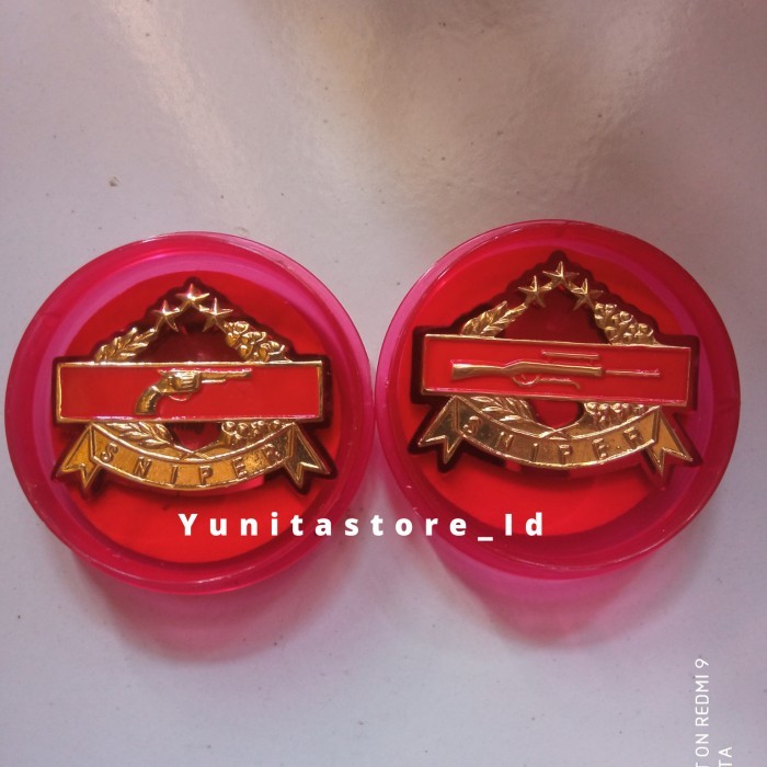 Brevet wing Sniper Laras panjang dan pin sniper Laras pendek