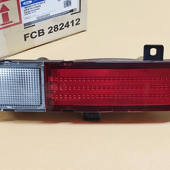 Lampu Bumper Belakang Kanan Ford Everest