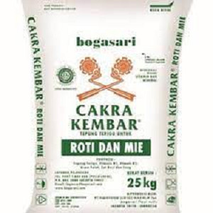 

BARANG TERLARIS Tepung Terigu Cakra Kembar 25 kg GOJEK OR GRAB ONLY