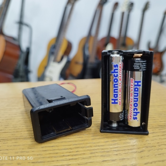 BATTERY HOLDER GITAR YAMAHA APX / CPX TERPERCAYA