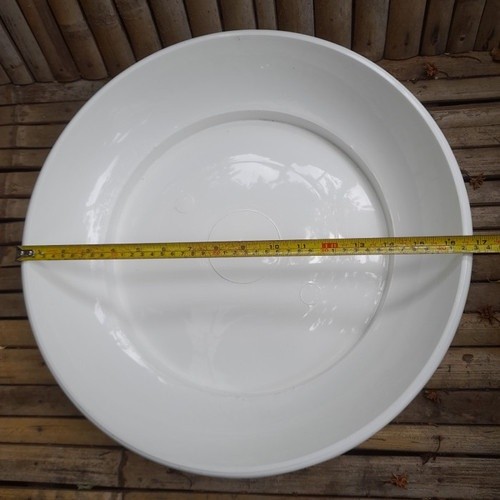 Tahan Lama Tatakan Untuk Pot 50 Cm Putih