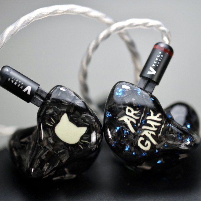 BEBAS ONGKIR - Avara AV3 Custom / Universal IEM