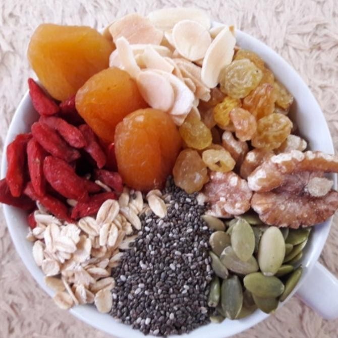 

healthy granola mixed 250 gram( Almond Slice, Chiaseed, apricot, oat, Berkualitas