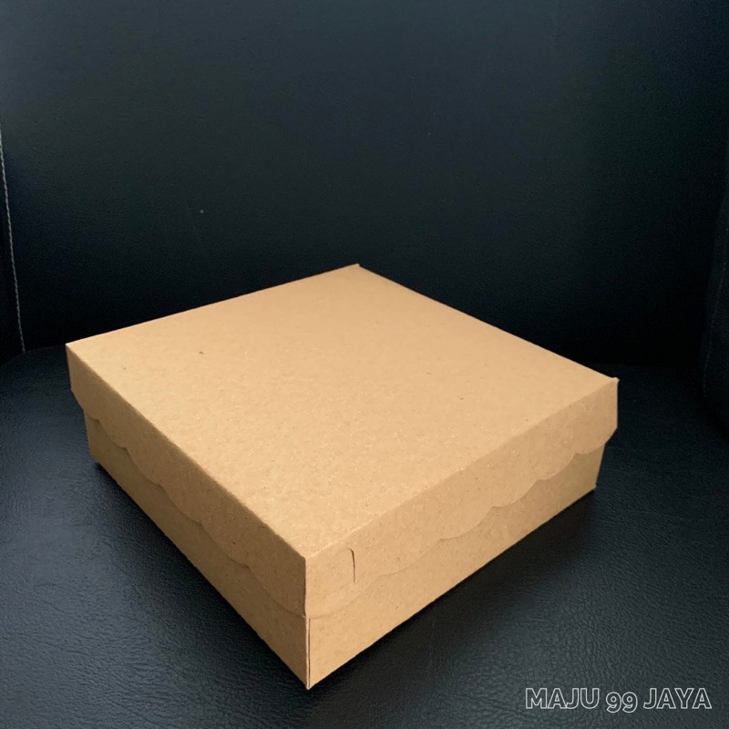 

(100 PCS) Dus Kue Kotak Makan Nasi R10K 20cm x 20cm x 7cm Kraft Cokelat (Ketebalan 330gram)